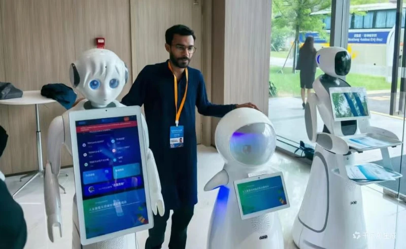 Alpha Robotics получила высокую оценку на Всемирном форуме развития молодежи 2025 года. Высокая оценка на Всемирном форуме молодежного развития 2025 года